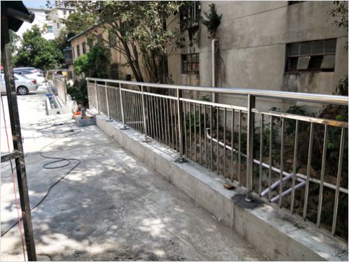 戶(hù)外不銹鋼欄桿